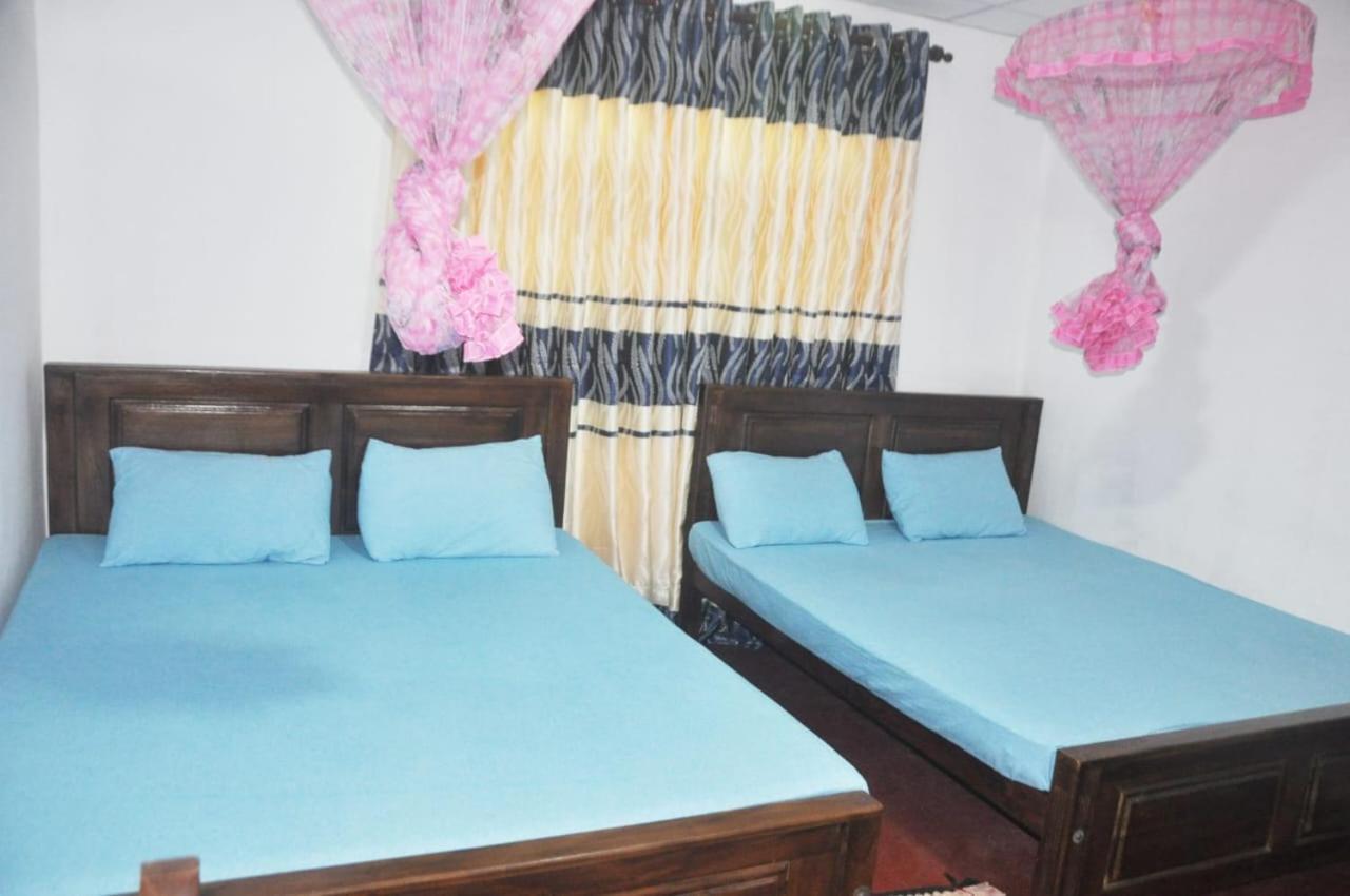 Impress Holiday Home Anuradhapura Kültér fotó