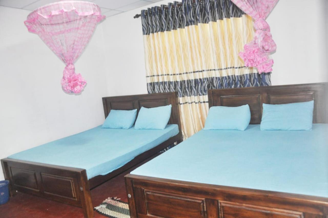 Impress Holiday Home Anuradhapura Kültér fotó