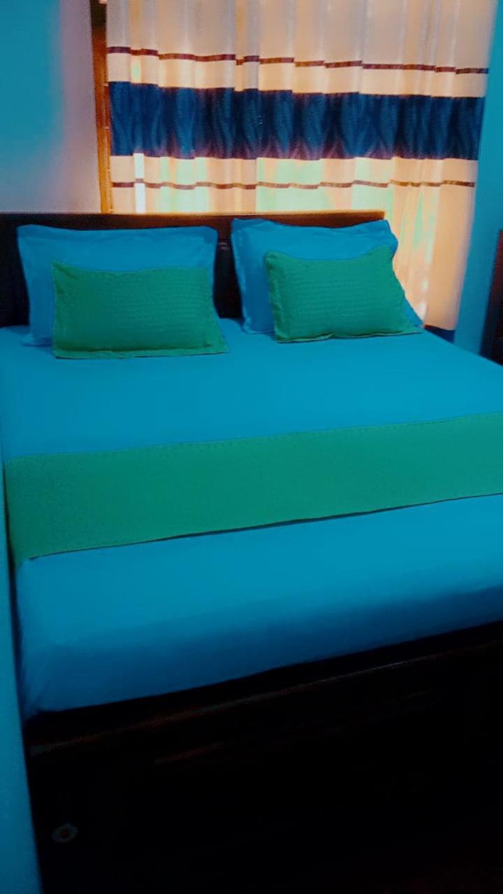 Impress Holiday Home Anuradhapura Kültér fotó