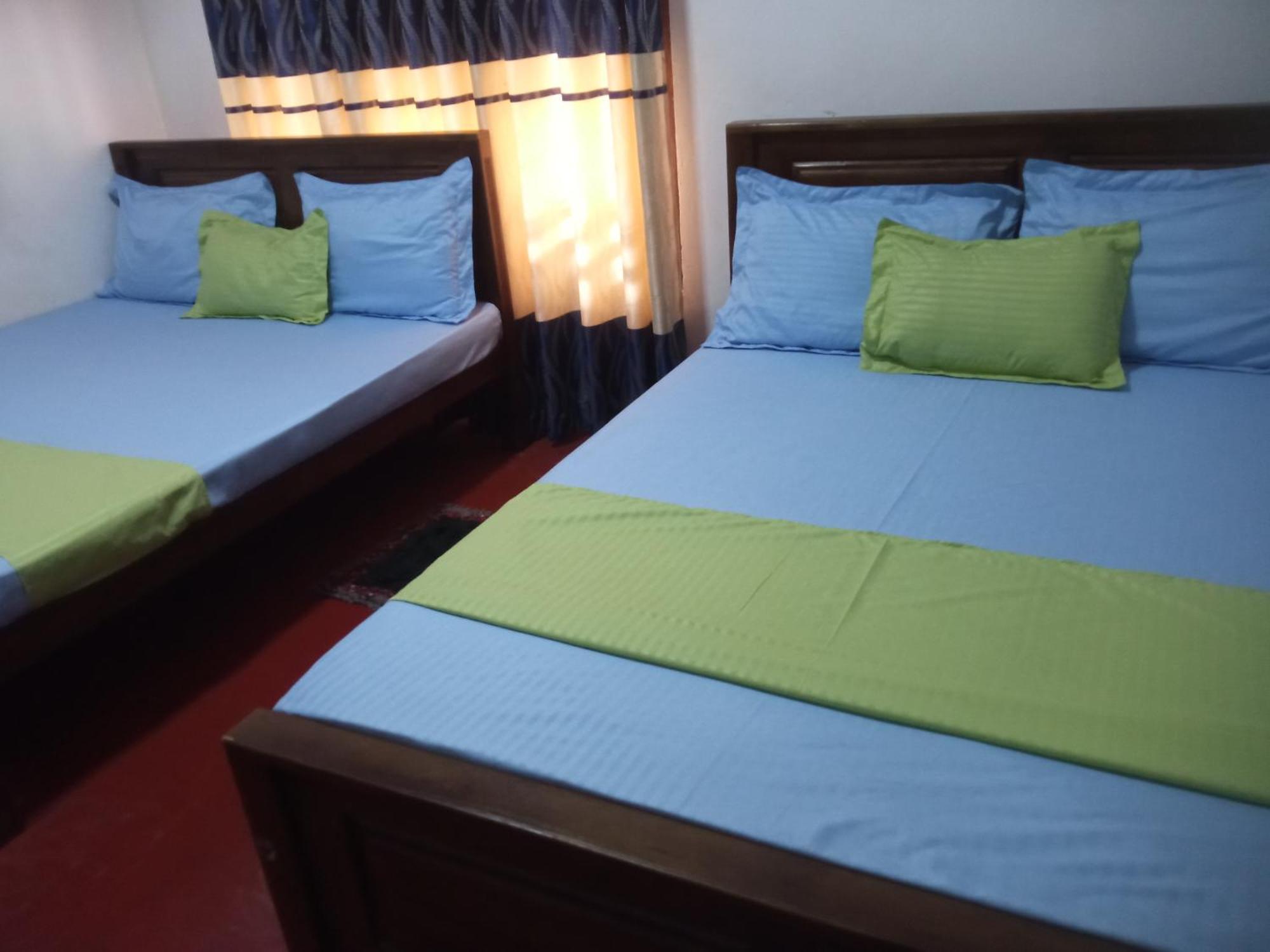 Impress Holiday Home Anuradhapura Szoba fotó